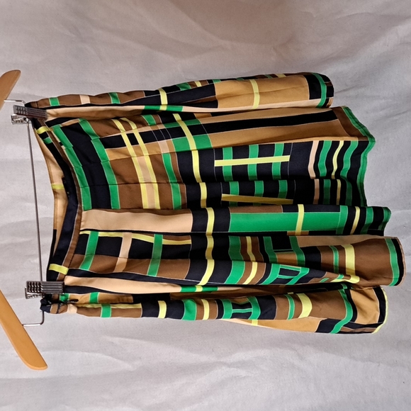 Womens Skirt - Picture 3 of 4